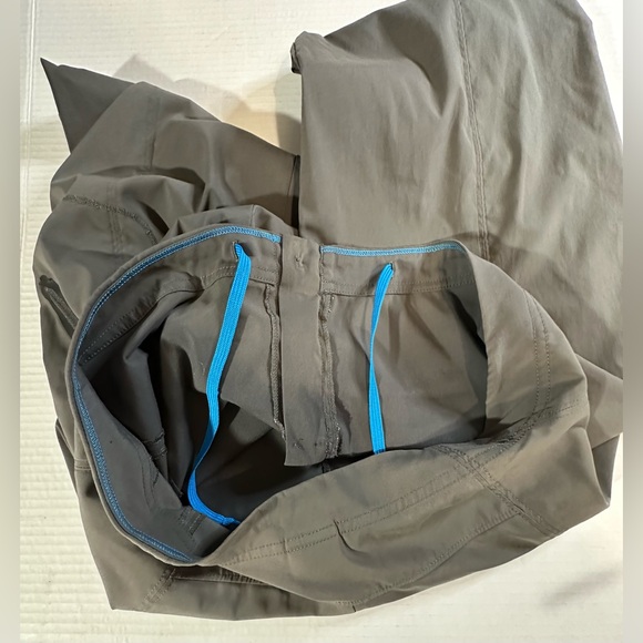 Columbia Women’s Omni Shield Gray Hiking Pants Repellent Size 8w 18L Pre-owned - Picture 11 of 12